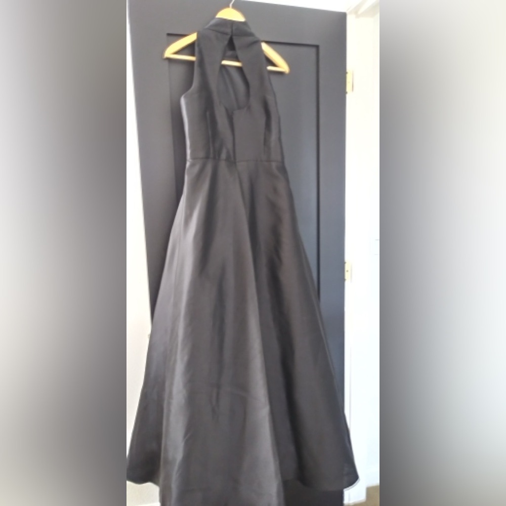 Monique Lhuillier Strapless Black Gown